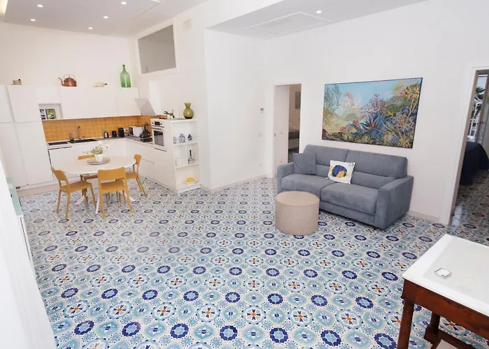 Domus Lina Σορέντο